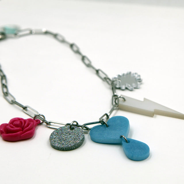 Collier charms
